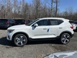 New 2025 Volvo XC40 B5 Core w/ Climate Package image 5