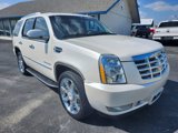 Used 2012 Cadillac Escalade Luxury image 3