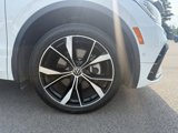 Used 2022 Volkswagen Tiguan SEL R-Line image 4