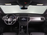 Used 2020 Volkswagen Atlas SE w/ Technology Package w/ Panoramic Sunroof Package image 3