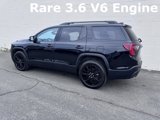 Used 2023 GMC Acadia SLE image 3