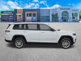 New 2024 Jeep Grand Cherokee L Laredo image 2