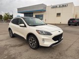 Used 2020 Ford Escape Titanium image 3