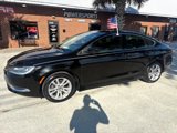 Used 2016 Chrysler 200 Limited image 3