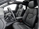 Certified 2024 Porsche Macan image 5