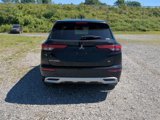 Used 2022 Mitsubishi Outlander SE image 4