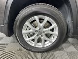 Used 2018 Jeep Cherokee Latitude Plus w/ Cold Weather Group image 4