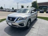Used 2019 Nissan Pathfinder SL image 3