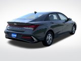 New 2025 Hyundai Elantra SE image 6