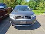 Used 2012 Toyota Highlander SE image 2