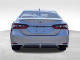 Used 2022 Toyota Camry SE image 4