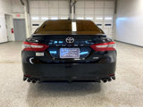 Used 2019 Toyota Camry XSE image 3