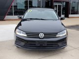 Used 2017 Volkswagen Jetta SE image 2
