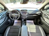 Used 2023 Chevrolet TrailBlazer LT image 2