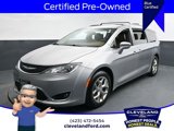 Used 2017 Chrysler Pacifica Limited w/ UConnect Theater Package image 3