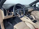 Certified 2022 Porsche Cayenne Platinum Edition image 4