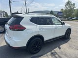 Used 2018 Nissan Rogue SV image 4