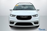 Used 2022 Chrysler Pacifica Touring-L image 2