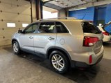Used 2014 Kia Sorento LX image 4