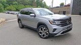 Used 2021 Volkswagen Atlas SEL Premium image 2