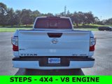 Used 2022 Nissan Titan SV w/ SV Convenience Package image 4