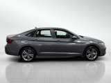 Used 2024 Volkswagen Jetta SE image 4