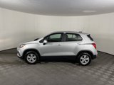 Used 2021 Chevrolet Trax LS image 3