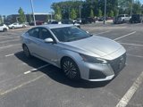 Used 2023 Nissan Altima 2.5 SV image 3