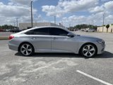 Used 2018 Honda Accord Touring image 2