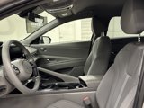 Used 2023 Hyundai Elantra SE image 4