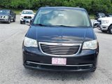 Used 2011 Chrysler Town & Country Touring-L w/ Driver Convenience Group image 2