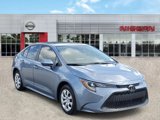 Used 2022 Toyota Corolla LE image 2