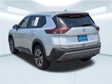 Used 2023 Nissan Rogue SV image 4