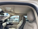 Used 2018 Lincoln Navigator L Reserve w/ Technology Package image 3