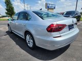 Used 2018 Volkswagen Passat 2.0T SE image 5