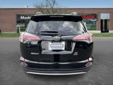 Used 2016 Toyota RAV4 SE image 3