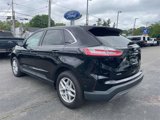 Used 2022 Ford Edge SEL image 3