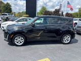Used 2023 Kia Soul LX w/ LX Technology Package image 2