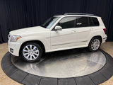 Used 2010 Mercedes-Benz GLK 350 4MATIC image 3
