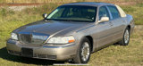 Used 2003 Lincoln Town Car Executive image 3