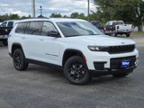 New 2025 Jeep Grand Cherokee L Altitude image 2