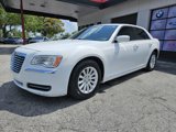 Used 2014 Chrysler 300 image 2