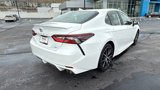 Used 2023 Toyota Camry SE image 3