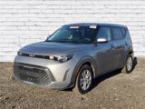 Used 2024 Kia Soul LX image 4