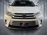 Used 2019 Toyota Highlander XLE image 2