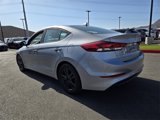 Used 2017 Hyundai Elantra SE image 4