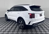 Used 2023 Kia Sorento S w/ Panoramic Sunroof Package image 6