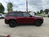 Used 2023 Jeep Grand Cherokee Altitude image 5