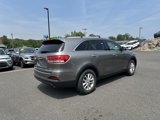 Used 2016 Kia Sorento LX w/ LX Convenience Package image 5