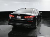 Used 2019 Kia Optima LX image 6